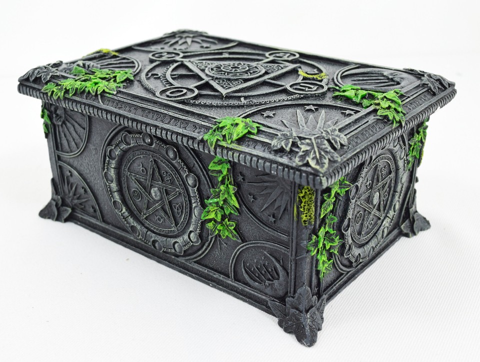 Nemesis Now Wiccan Pentagram Tarot Box Decoratieve Artikelen standaard polyresin Gothic