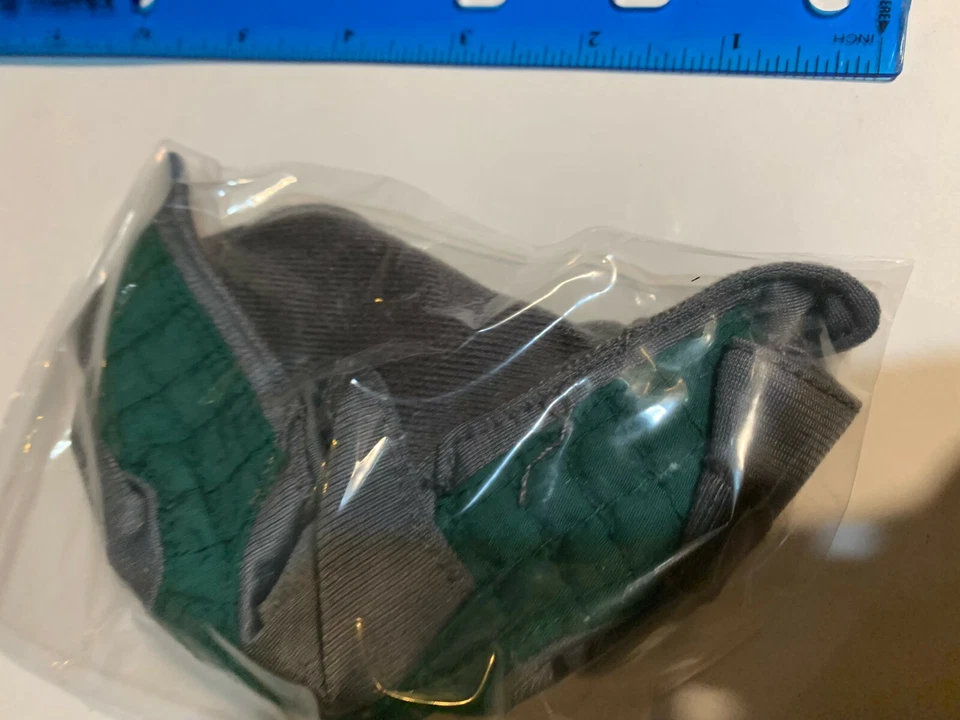 FAMOSAS CUBIERTAS DE MARVEL CLÁSICO SAPO PELÍCULA SAPO X MUTACIONES FIGURA ABRIGO ROPA Foto 3 de 4