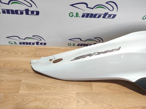 PICCOLA CREPA,VEDI FOTO- carena posteriore destra HONDA SH 300 i 2011 2014 - Foto 4 di 6