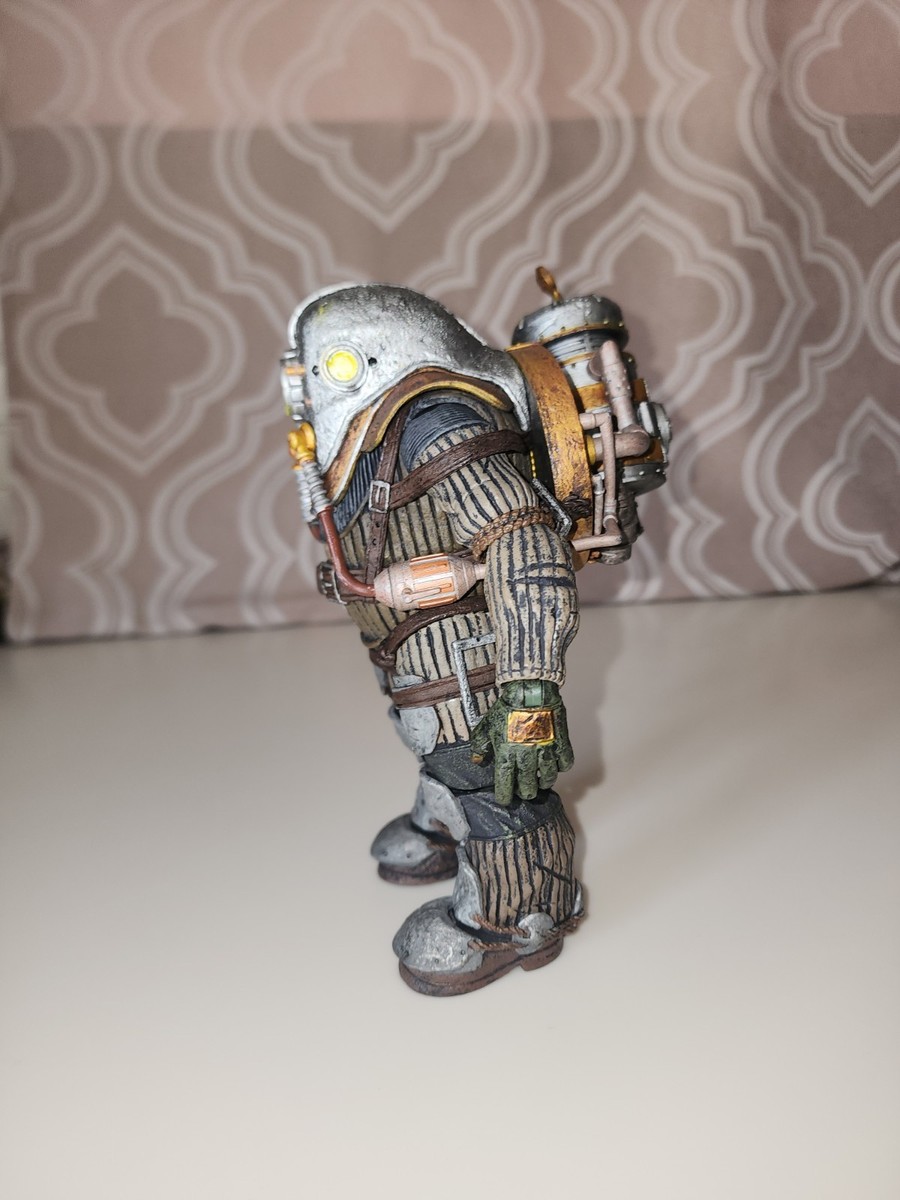 中古】「未使用品」Bioshock 2 Big Daddy Rosie Deluxe Figure NECA