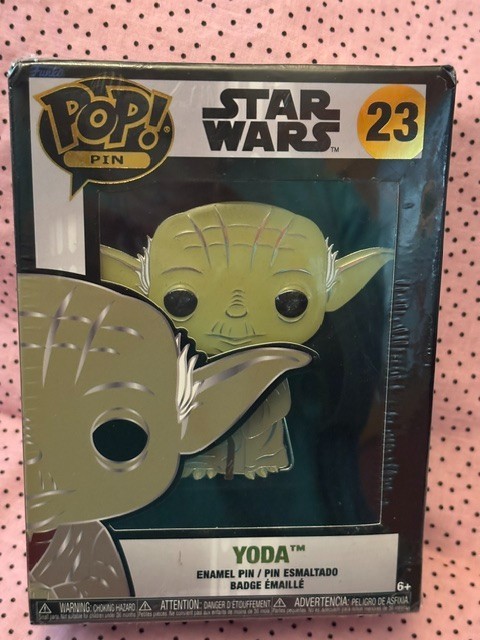 Star Wars: Yoda #23 Pop! Enamel Pin New Free Shipping