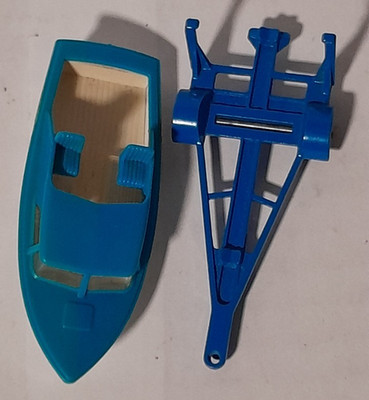Vintage Matchbox Lesney No. 9 Cabin Cruiser Boat and Trailer Blue
