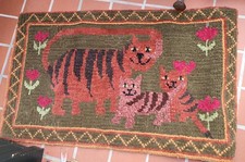 Velvet Handmade Hooked RUG "Chester's Cats" 109cm L X 65cm W.Hessian backed