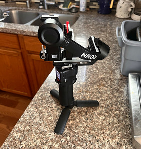 DJI RS 3 Mini Motorized Camera Gimbal Stabilizer Quick Release w/ Tripod 4.4lb