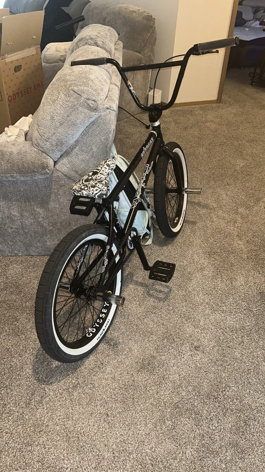 Bicicleta BMX Subrosa Rose personalizada Foto 2 de 4