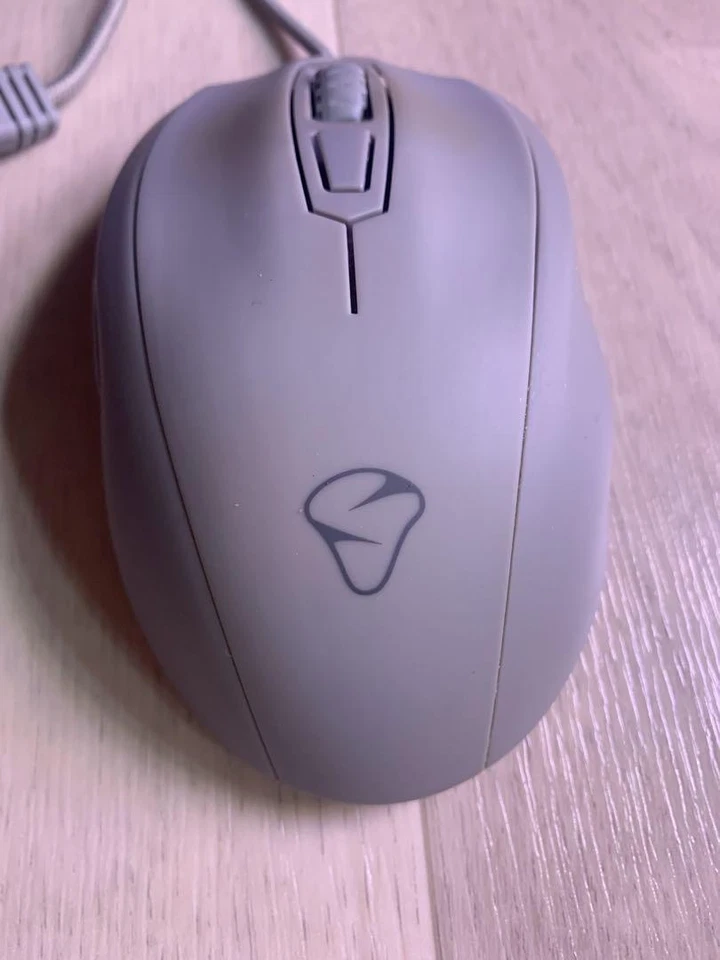 MIONIX CASTOR Shark Fin Gaming Mouse Grey Used Tested - Image 3 of 4