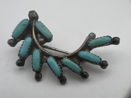 Vintage Zuni Turquoise Unmarked Silver Pin/Brooch