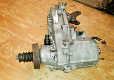 Transfer Case New Process 231 Command-trac Fits 94-00 CHEROKEE 6106