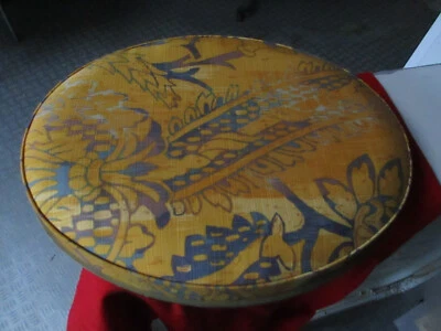 Ancienne belle boite ovale en carton , gallon , tissu sans marque - Photo 1/4