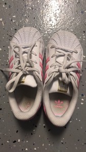 adidas superstar white with pink stripes