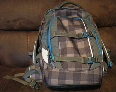 Satch Rucksack 30 Liter Wandern Urlaub Schule Grau Kariert Mit Blauen Akzenten 