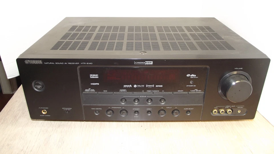 Won't stay on - for repair Yamaha HTR-6130 5.1-Channel Natural Sound AV Receiver - Image 2 of 4