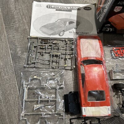 Testors Lincoln MINT 1969 Dodge Charger Daytona Metal Diecast