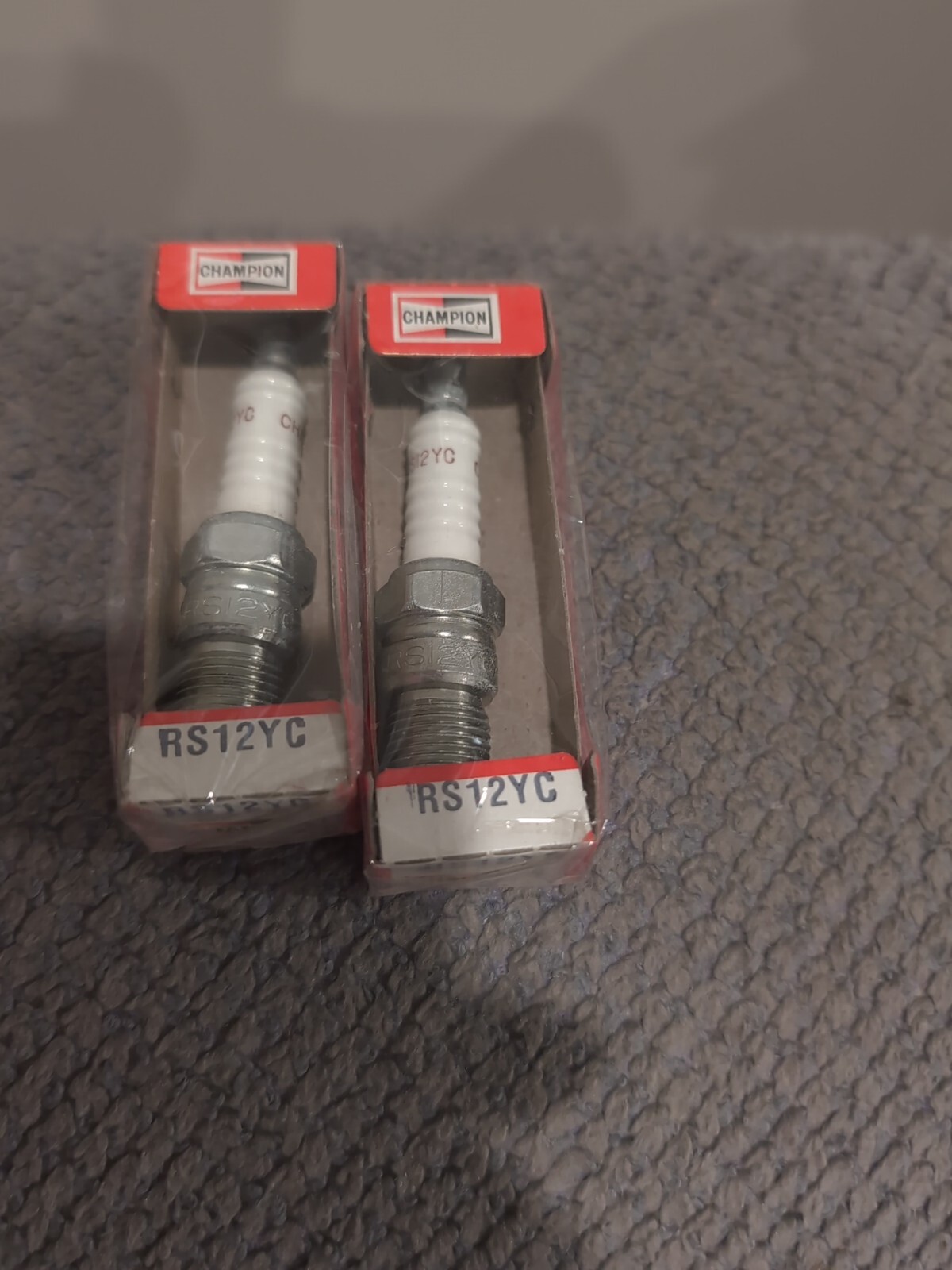 2 pack CHAMPION SPARK PLUG RS12YC NEW OLD STOCK px1