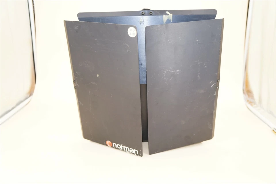 Norman 10" Refelctor (5E) with Four Leave BarnDoor (BD410) & FIlter Frame FF10 - Image 4 of 4