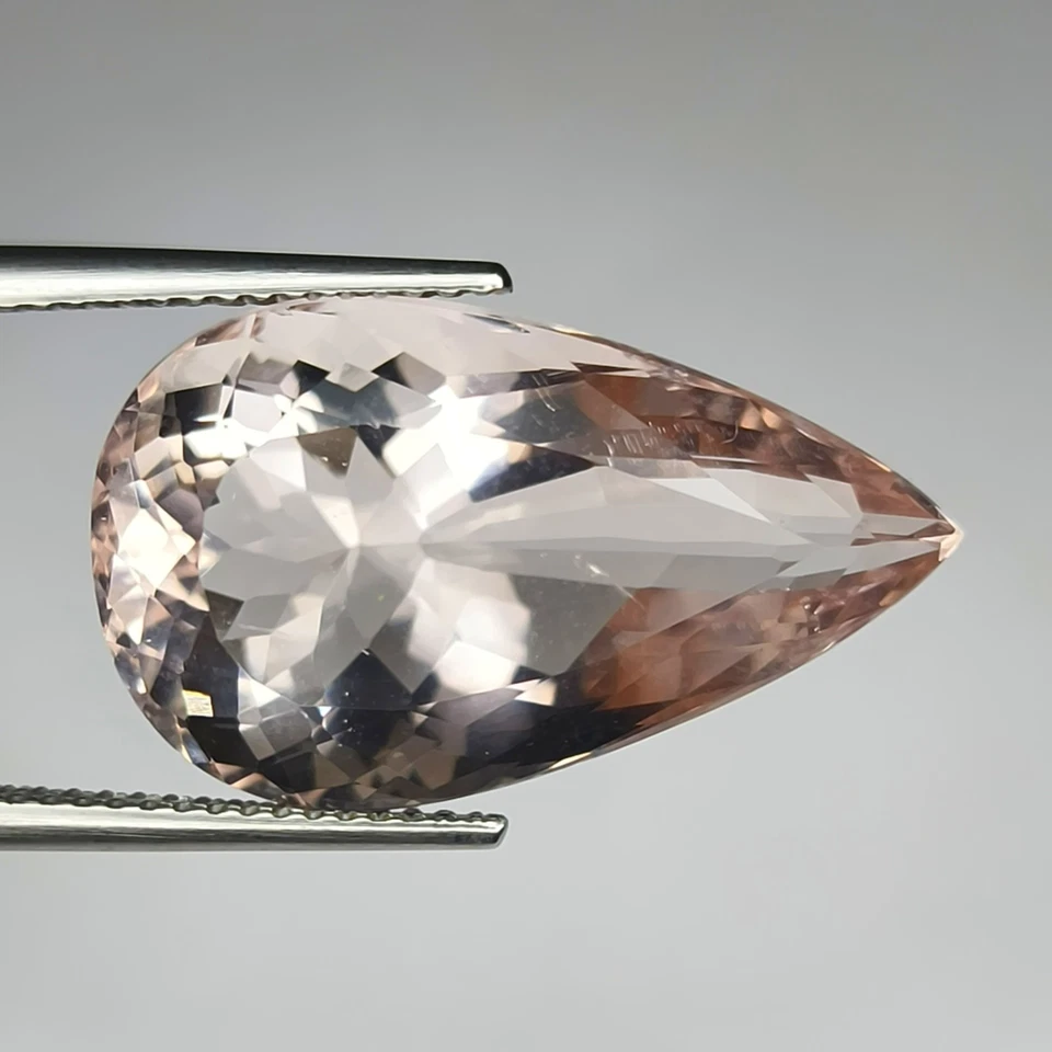 18.93Cts AMAZING NATURAL PEACH PINK FLUORITE PEAR SHAPE - Image 2 of 4