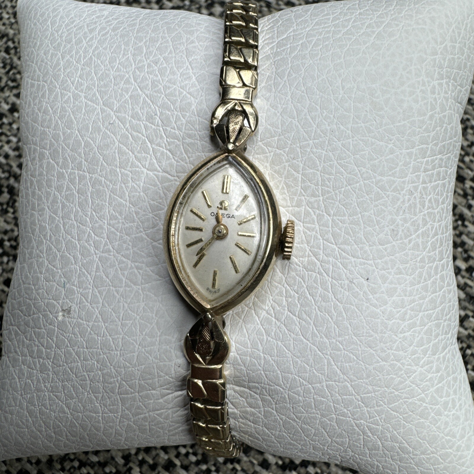 Vintage Ladies Omega 484 Marquise 10k Gold Filled 17j Manual Wind Wristwatch