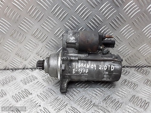 2009 VW TIGUAN ANLASSER DIESEL 2000TD