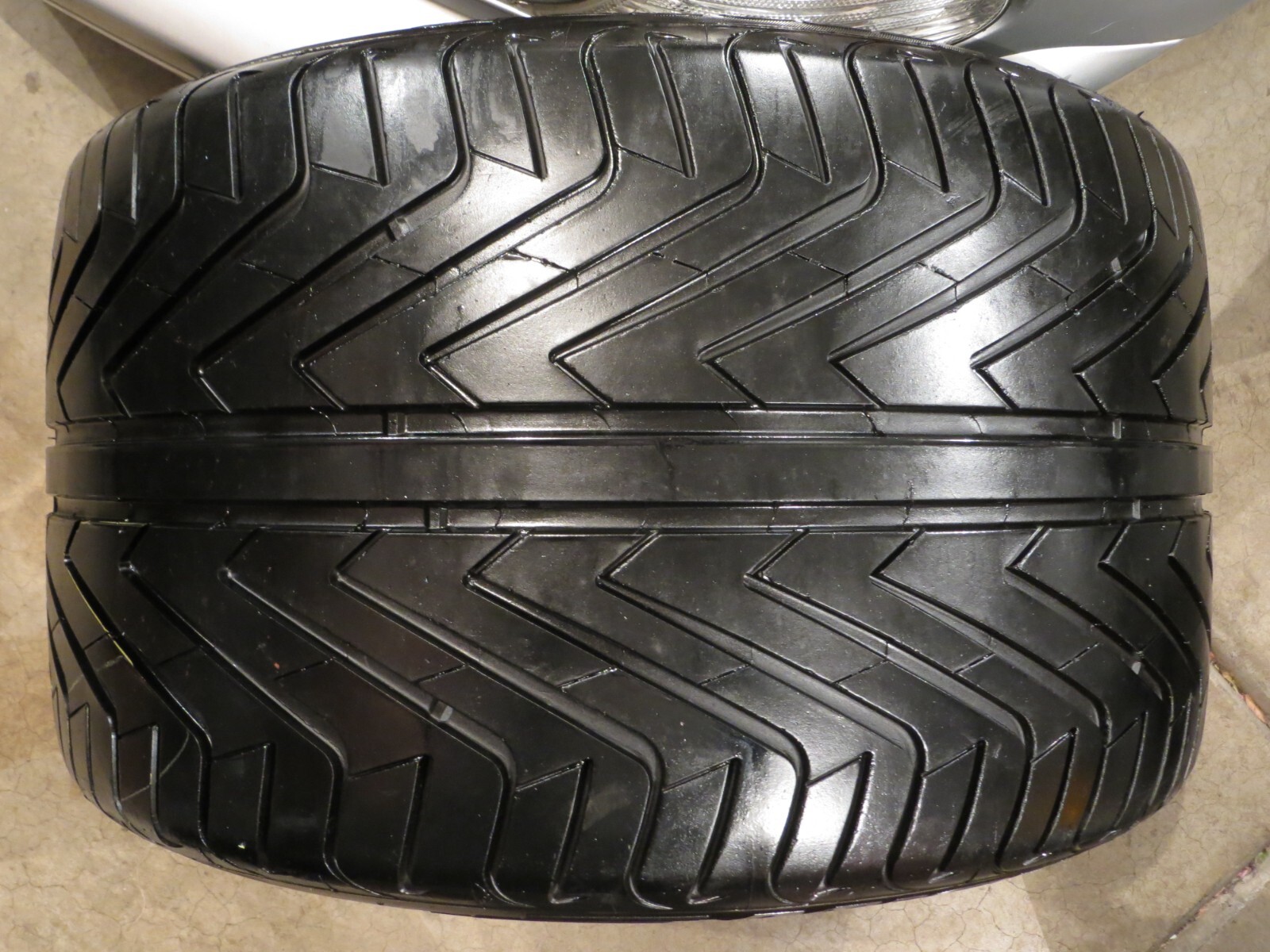 ALMOST NEW 1 ONE MICHELIN PILOT SPORT ORIGINAL C1 335/30ZR18 102Y 335 ...