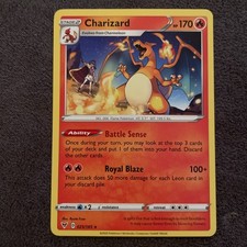 Charizard 025/185 Swsh04: Vivid Voltage Regular