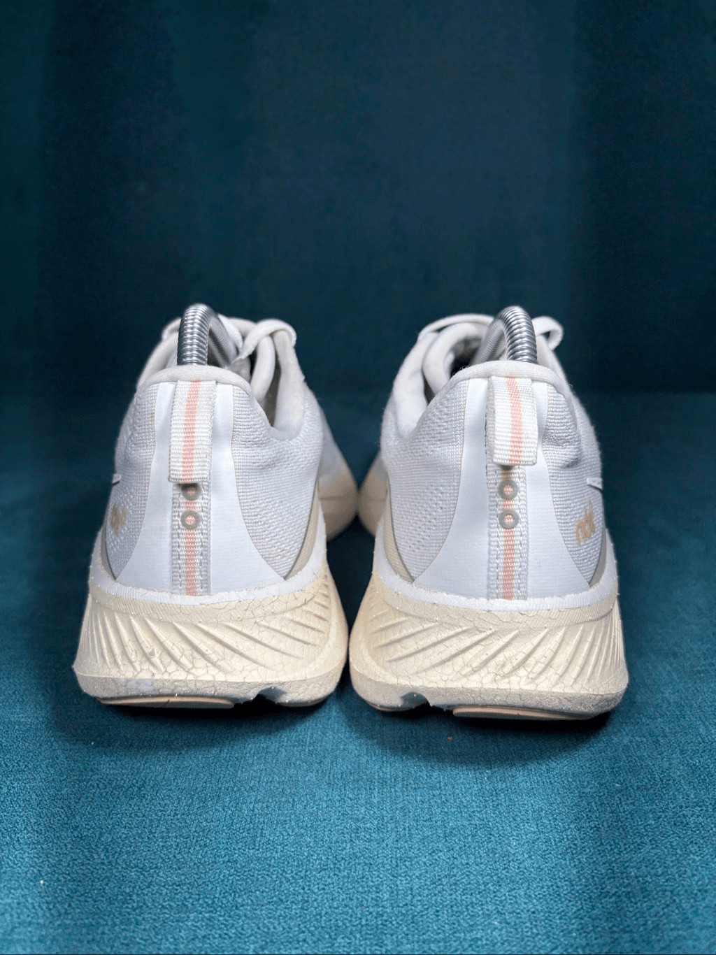 Saucony Ride 17 Running Shoes in Pearl Gum Women's Size 10 Sneakers thumbnail 2