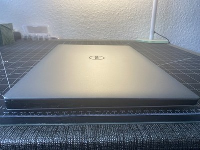 Dell XPS 15 9560, i7-7700hQ CPU 2.8GHz, 16GB RAM, NVIDIA GeForce GTX 1050 4GB