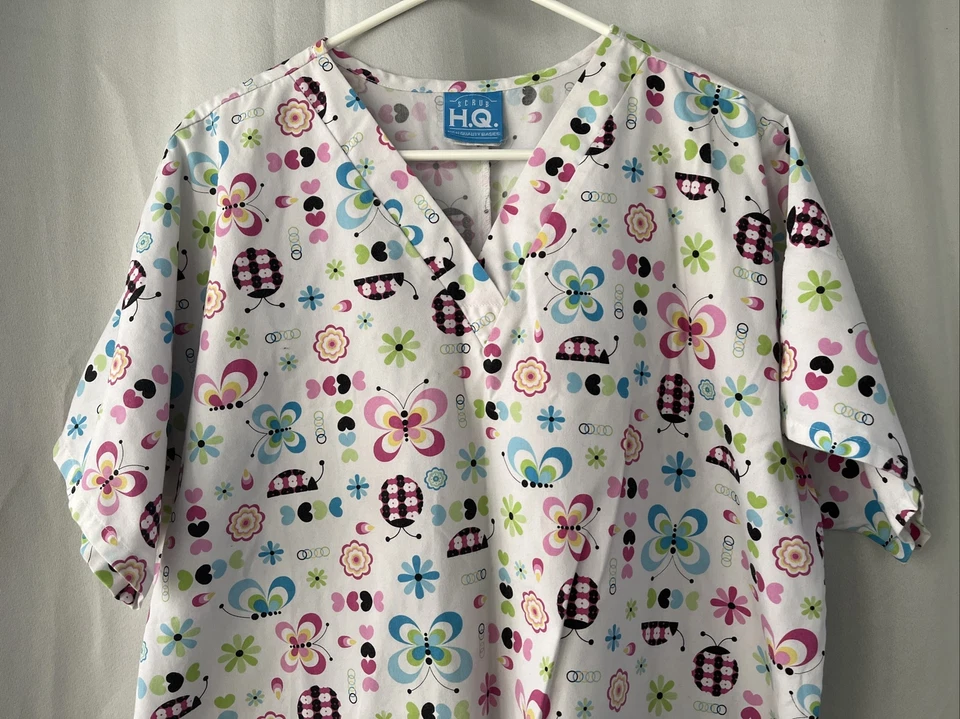 Scrub HQ Women’s Large LDYB 4700 White Butterfly And Ladybug Colorful Scrub Top - Image 2 of 4