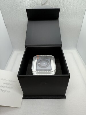 Apple iPod Shuffle 4. Generation Schwarz Slate 2GB 2012 Modell MD779FD/A Collect