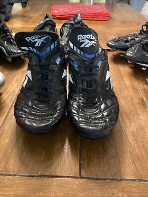 retro football boots size 9