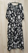 Lane Bryant Black & White Floral Faux Wrap Dress w V-Neck & Tie Waist Sz 18/20