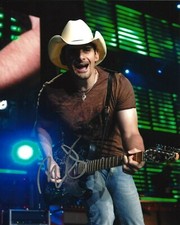 COUNTRY SINGER BRAD PAISLEY SIGNED 8x10 PHOTO w/COA TIME WELL WASTED 5TH GEAR