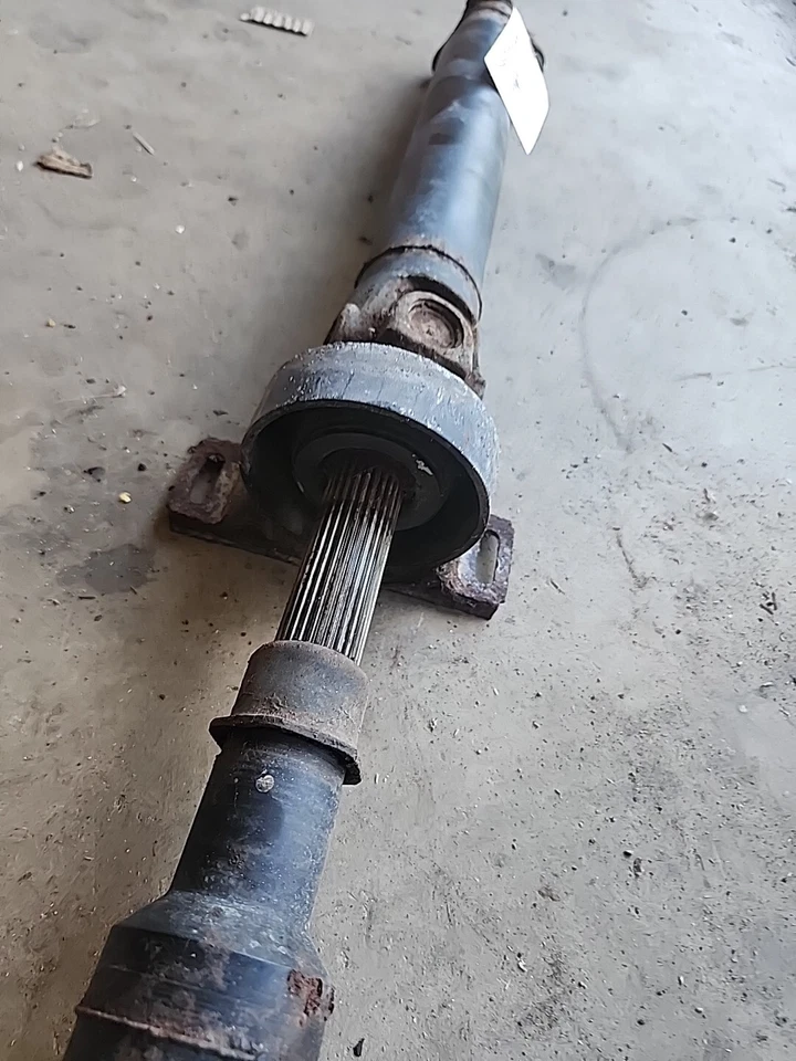 1988-1993 BMW E30 325i 325Ci 325E Drive Propeller Shaft for Automatic Trans 65 Foto 4 de 4