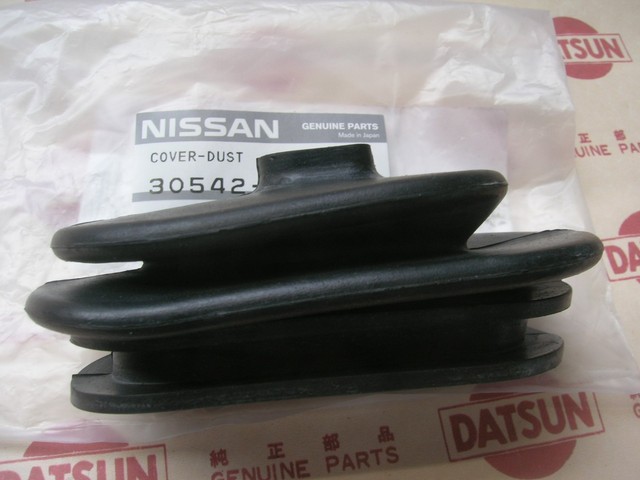 Datsun B310 Sunny Clutch Lever Dust Cover Rubber (fits Nissan 140y