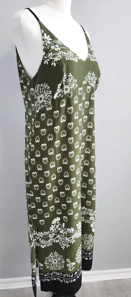 Женское макси-платье United Colour Of Beneton размер 12 зеленое батик прямое без рукавов - Изображение 4 из 4