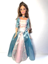 Mattel 2004 Barbie The Princess & the Pauper Erika Singing Doll B5770 *Works*
