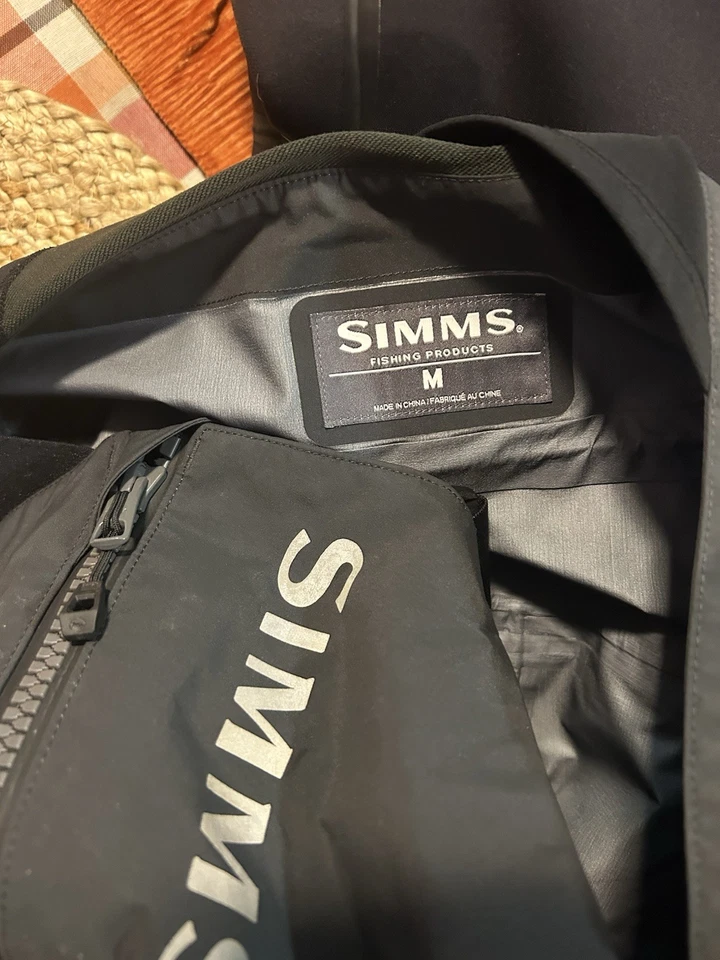 Simms Pro Dry Bib Fishing Accessory Size Medium - Image 4 of 4