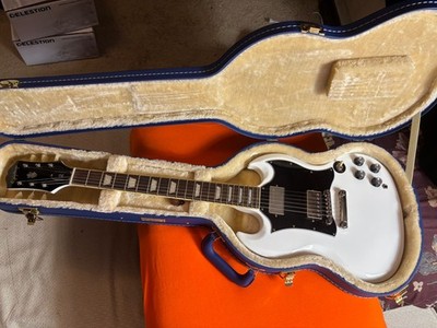 EPIPHONE  SG STANDARD White 2020? With Hard case electric guitar