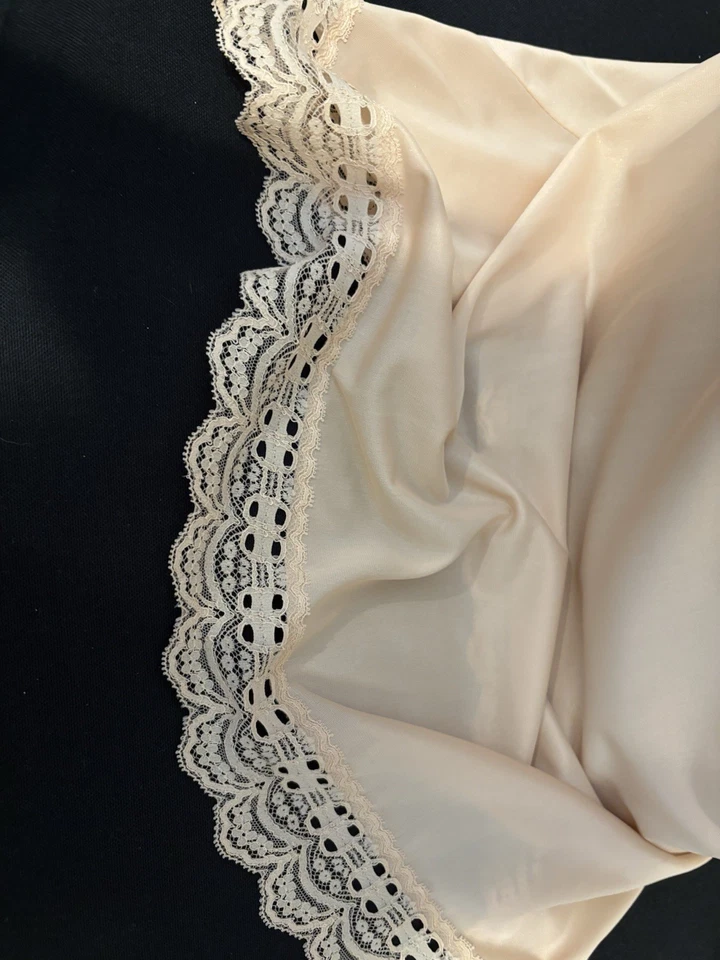 De Colección OLGA S Satén Brillante Bisagra Encaje Vestido FALDA Sin Mangas Medio Deslizamiento Resbaladizo Slip OLGA Foto 3 de 4