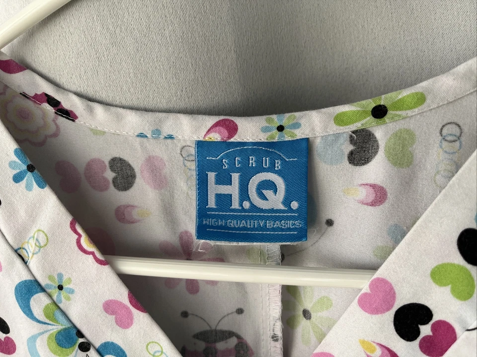 Scrub HQ Women’s Large LDYB 4700 White Butterfly And Ladybug Colorful Scrub Top - Image 4 of 4