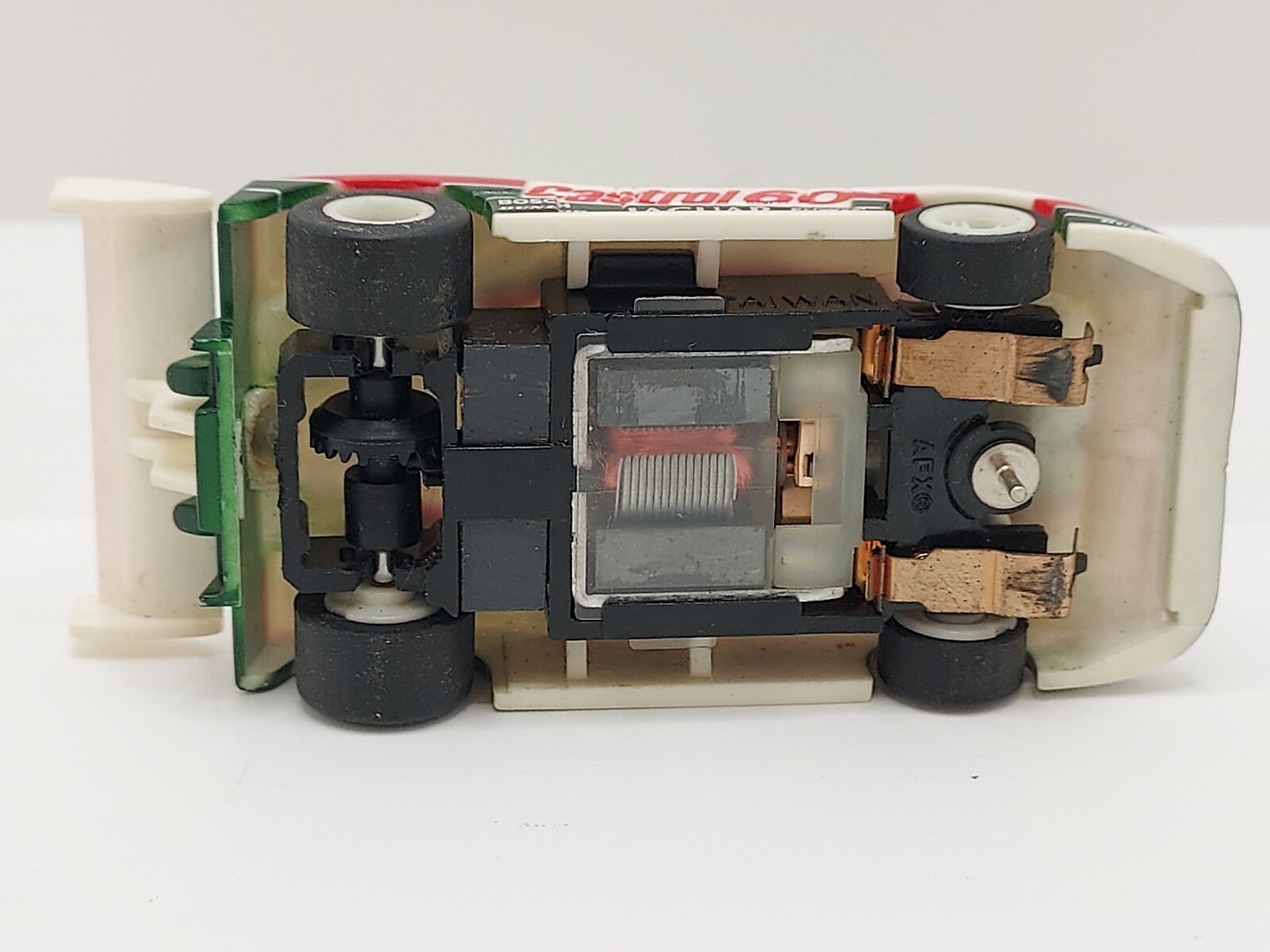 AFX TOMY JAGUAR XJR9 CASTROL 60 HO SLOT CAR NEAR MINT RUNS STRONG