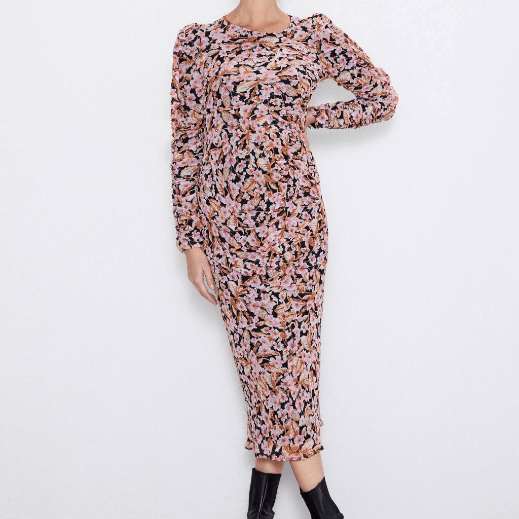 zara floral print ruched dress Zara Ruched Floral Midi Dress Sz. Medium