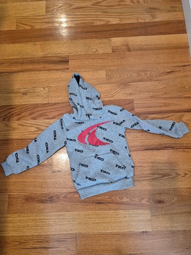 Lot Of 5T Boy Sweatshirts - Picture 3 of 4