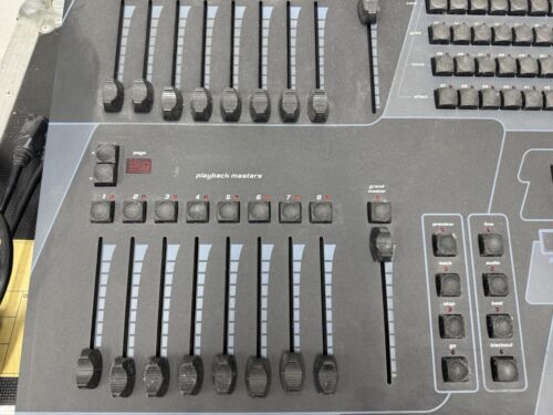 Elation Show Designer 3 - 3 DMX Universe Stage Lighting Controller Console - Picture 5 of 11
