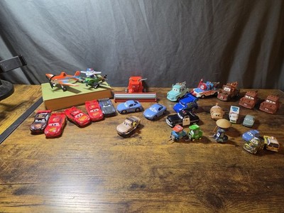 Disney Pixar Cars Large Lot Of McQueen, Mater, Doc, Sally, Etc 3 Non Moving Cute