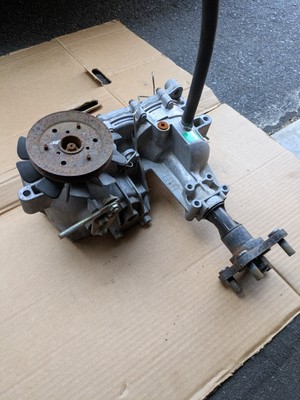 その他 R-T Toro TimeCutter Z420 Hydro Gear (RH) Right Transaxle ZA-DMBB-3D5A