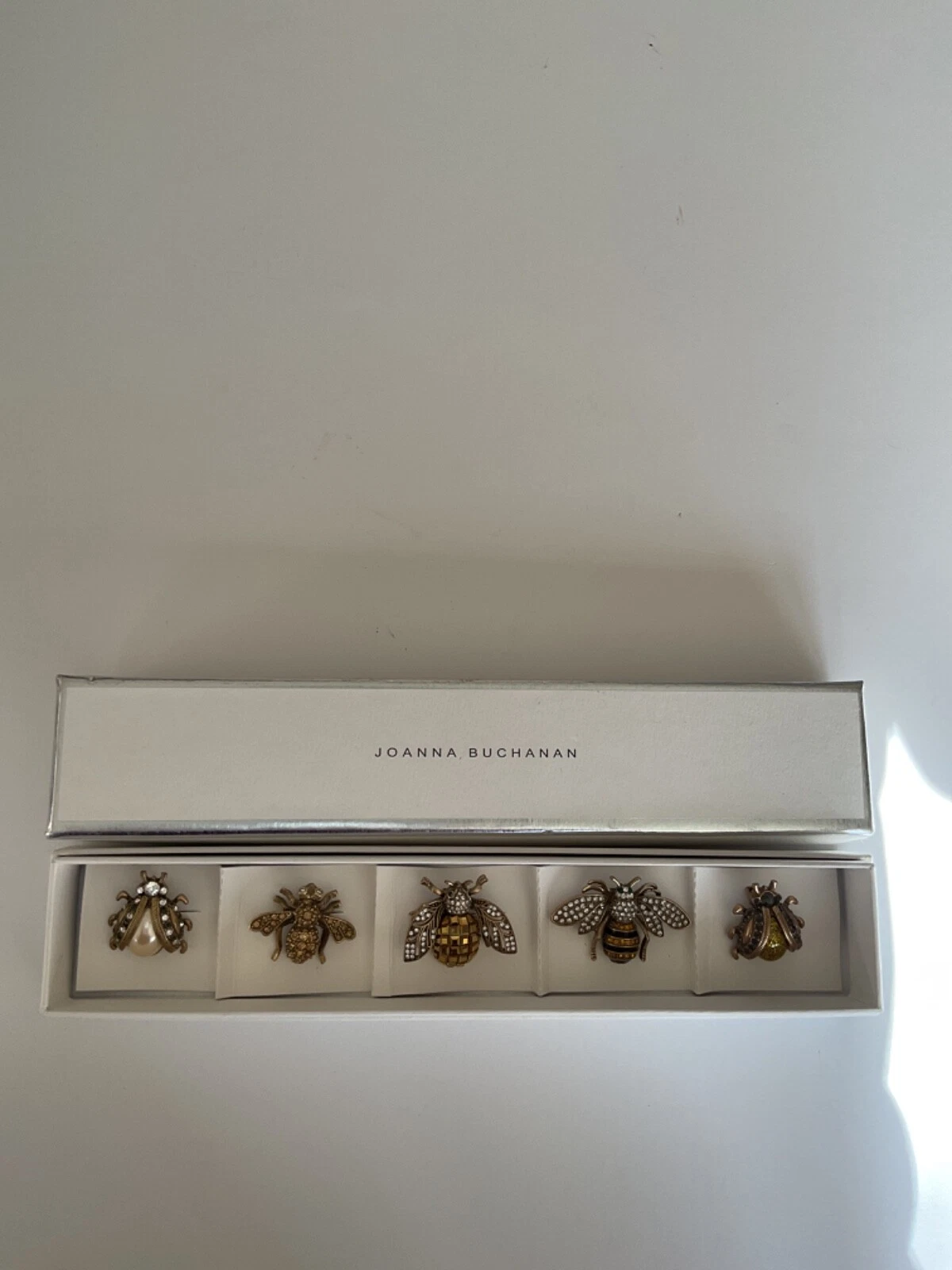 Joanna Buchanan Bug Clip - Thumbnail 2