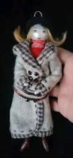 Soffieria de Carlini Fashionable Lady Glass Ornament, Coat, Hat & Boots ~ READ