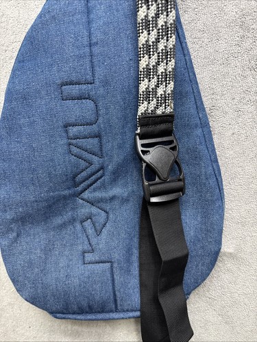 kavu Denim Rope Sling Bag Crossbody Blue Embroidered Pocket Granola Outdoor - Picture 9 of 10