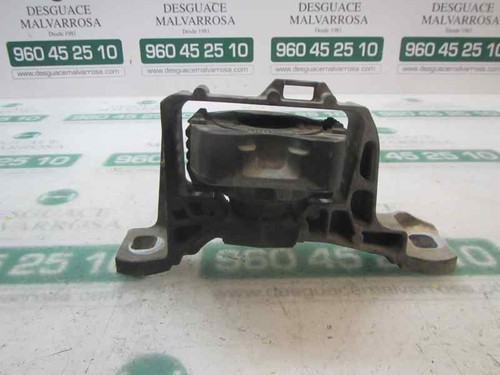 30758020 volvo подушка