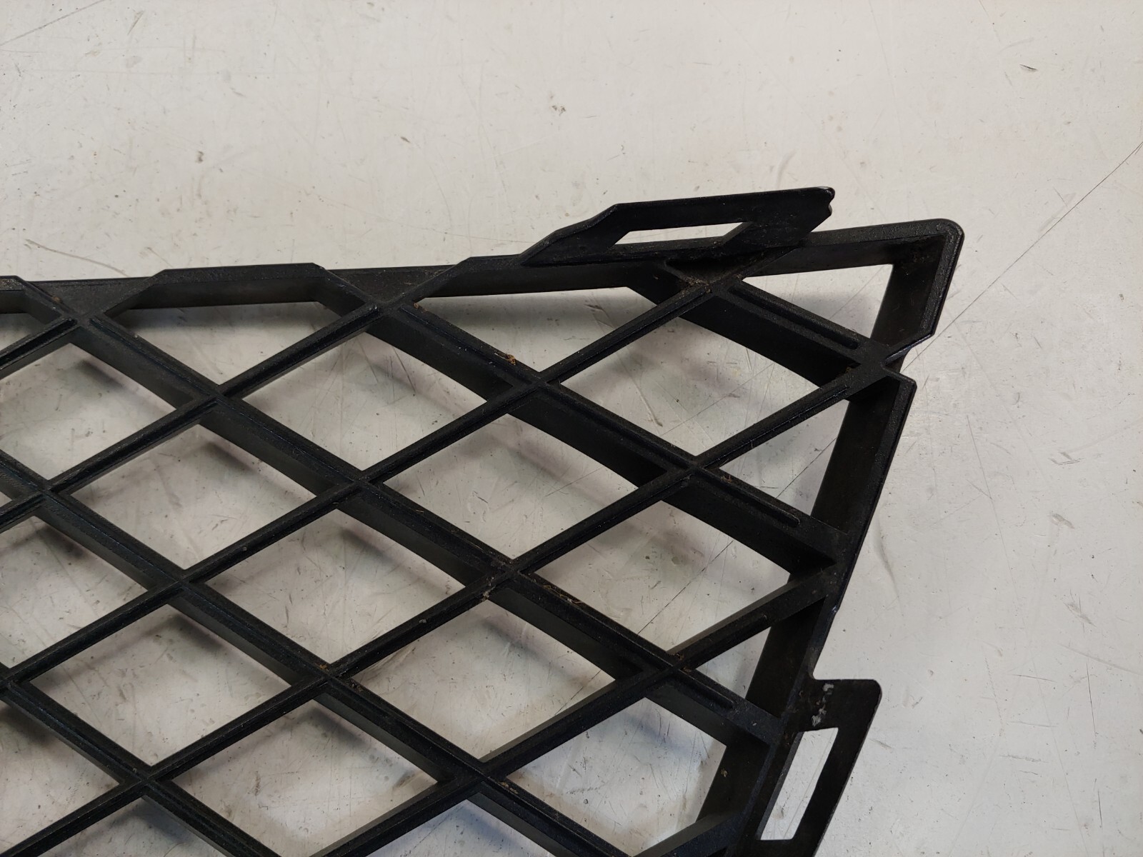 2011-2018 Bentley Continental GT Super Sport OEM LH Bumper Side Grille